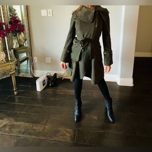 Burberry wool and cashmere military green coat